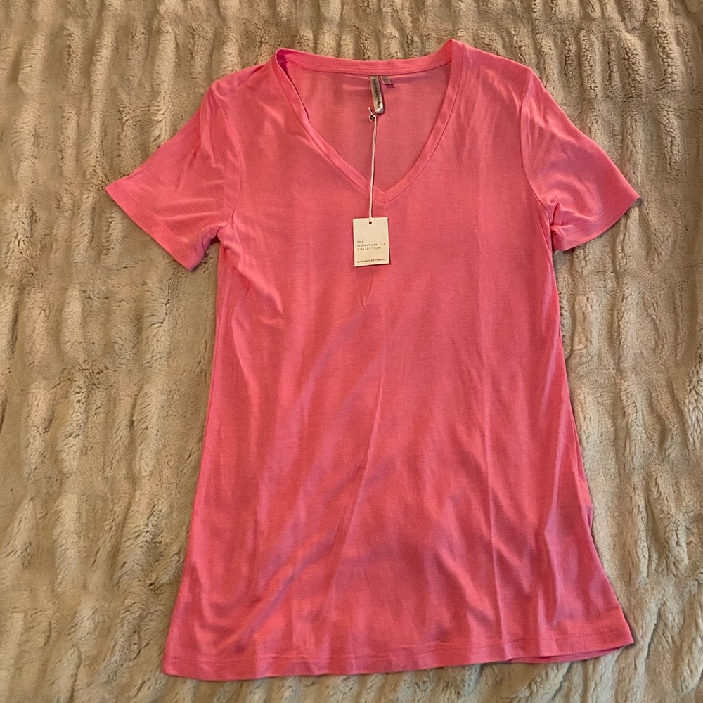 NWT Banana Republic Tee